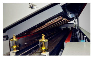8 Bölge SMT Reflow Lehimleme Makinesi, dokunmatik ekran PLC kontrolü ile