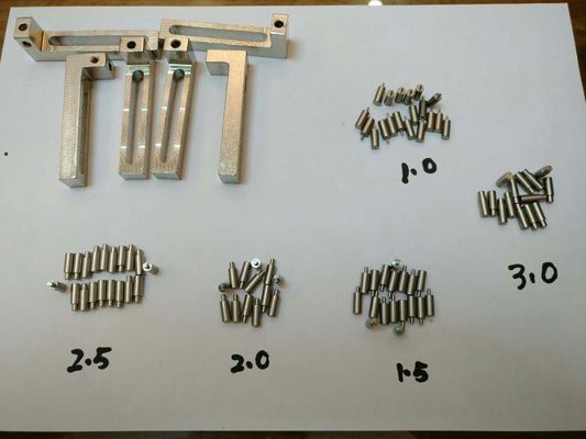 Yarım Otomatik SMT Lehimleme Yapıştırıcı Ekipmanı Aksesuarları PCB Konumlandırma Pin